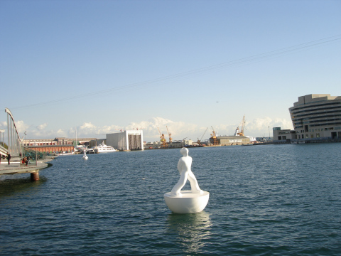 BarcelonaPortFigures01