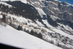 105-0594_IMG
